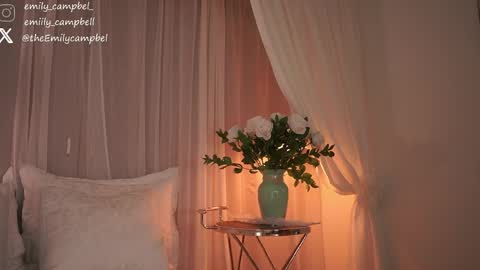 Emily Campbell online show from 04.10.26