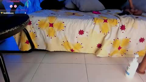 Snapshot of emiilycollins1 chatting on 05.15.26 online show from 05.15.26
