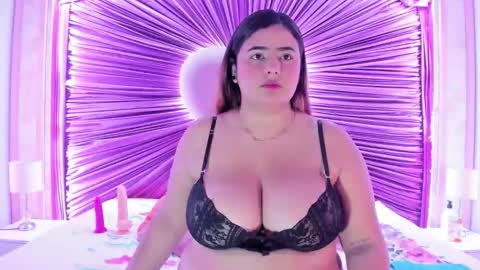 Snapshot of emiilygrace_ chatting on 02.26.26 Emiily Grace online show from 02.26.26