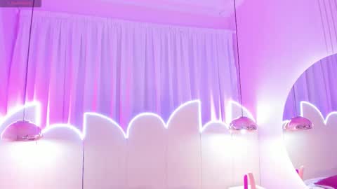 Emiily Grace online show from 03.20.26