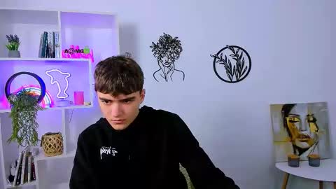 emil_lucky online show from 02.07.26