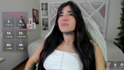 emilayton_ online show from 02.06.26