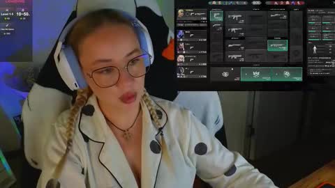 Emili online show from 09.11.25