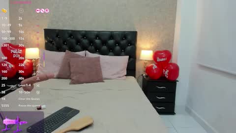 Emili Lenus online show from 02.14.26