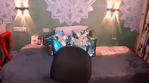 Emili roux online show from 02.09.25