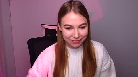 Snapshot of emilia_ilia chatting on 01.29.25 Emilia online show from 01.29.25