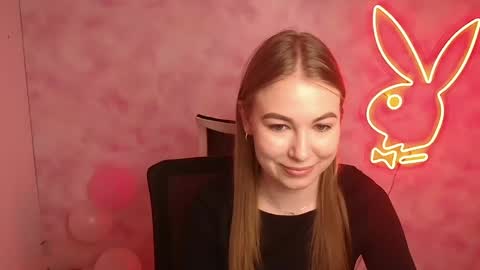 Snapshot of emilia_ilia chatting on 03.05.25 Emilia online show from 03.05.25