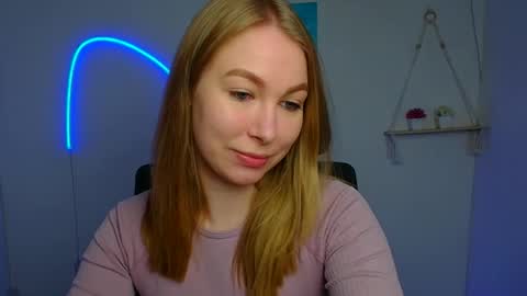 Emilia online show from 04.18.26