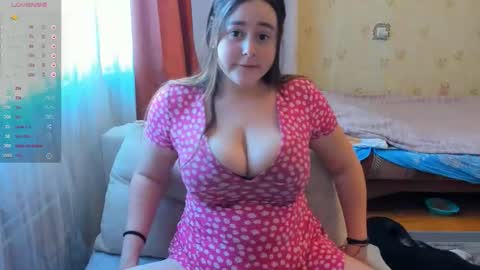 Snapshot of emilia_keating chatting on 02.28.26 Emilia online show from 02.28.26