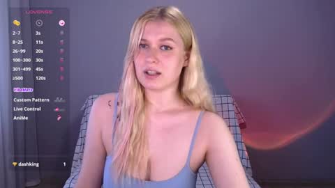 Snapshot of emiliaduchess chatting on 07.17.26 Amili online show from 07.17.26