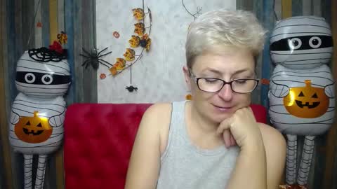 EmiliaGree online show from 11.05.25