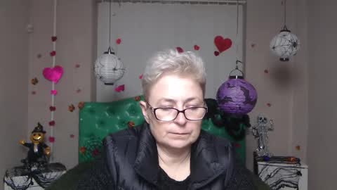 EmiliaGree online show from 11.14.25