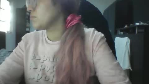 Snapshot of emiliahoney chatting on 01.10.26 emiliahoney online show from 01.10.26