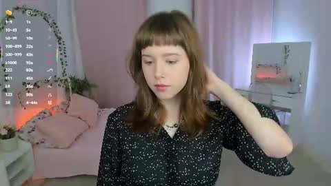 Snapshot of emiliahurrison chatting on 06.15.26 Call me Emilia next stream on Friday at 10 AM GMT online show from 06.15.26