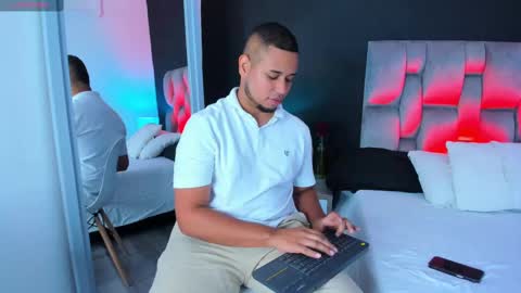 emilianoclarke online show from 09.13.25