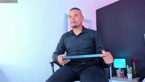 emilianoclarke online show from 09.17.25