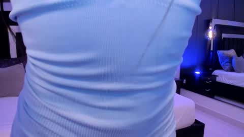 Emillie online show from 10.07.25