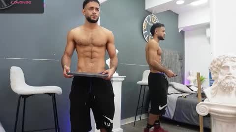 Snapshot of emilio_brandon chatting on 02.07.26 Emilio online show from 02.07.26