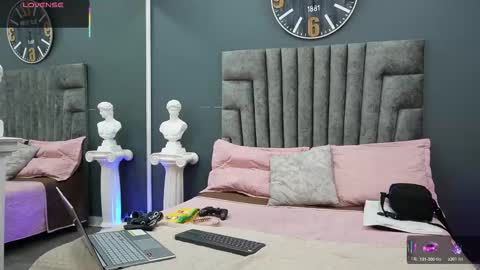 Snapshot of emilio_brandon chatting on 02.20.26 Emilio online show from 02.20.26