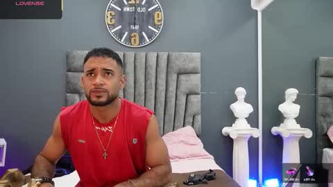 Snapshot of emilio_brandon chatting on 02.26.26 Emilio online show from 02.26.26