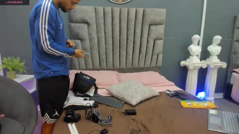 Snapshot of emilio_brandon chatting on 03.01.26 Emilio online show from 03.01.26