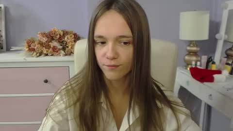 Emilly online show from 12.23.25