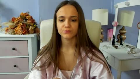Snapshot of emilly_lust99 chatting on 04.23.26 Emilly online show from 04.23.26