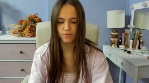 Snapshot of emilly_lust99 chatting on 04.29.26 Emilly online show from 04.29.26