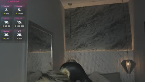 emilly_mell online show from 12.22.25