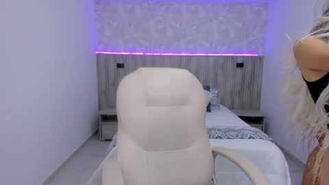 Emily online show from 02.02.25