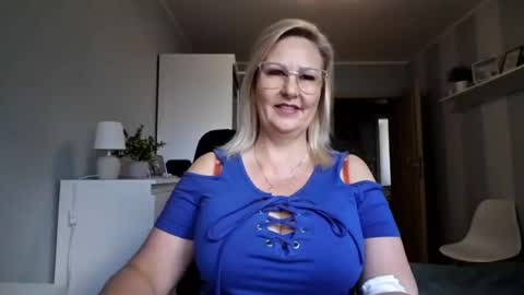 EmillyLove online show from 07.20.26