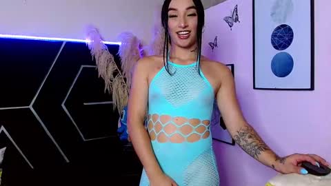 Snapshot of emillystonex chatting on 03.25.26 emillystonex online show from 03.25.26