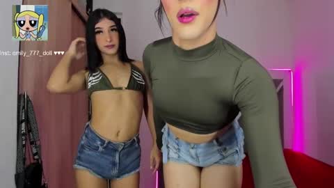 Snapshot of emily_777_doll chatting on 01.06.25 Emily hernandez online show from 01.06.25