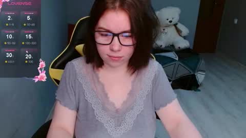 Emily 3 online show from 10.24.25