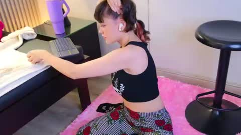 Snapshot of emily_amura chatting on 07.14.26 CALL ME EMILY online show from 07.14.26