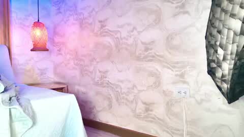 emily_dempsey online show from 04.11.26