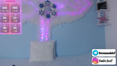 emily_fox7 online show from 12.03.24