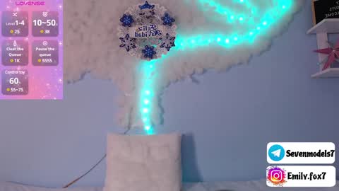 emily_fox7 online show from 12.05.24