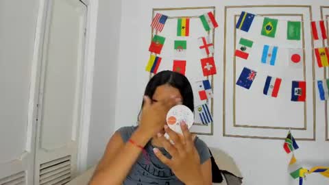 Snapshot of emily_gaviria1 chatting on 07.14.26 emily_gaviria1 online show from 07.14.26