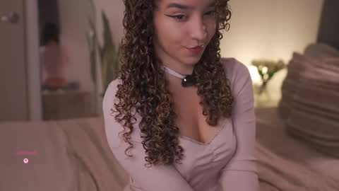 Juliana online show from 04.14.26