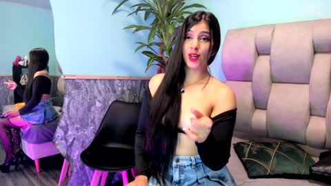 Emily online show from 02.06.25