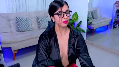 Snapshot of emily_jones3 chatting on 03.20.26 Emily online show from 03.20.26
