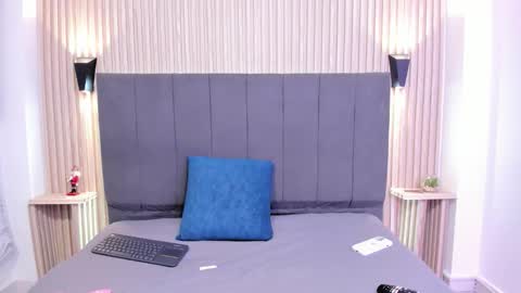 emily_jonhson online show from 01.14.26