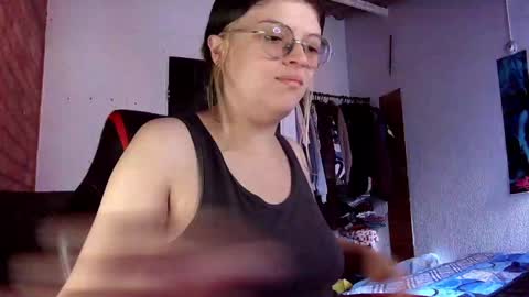Julieta online show from 01.21.25