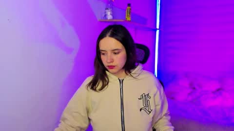 emily_lindey online show from 11.22.25