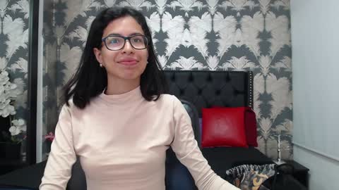 Emily online show from 01.25.25