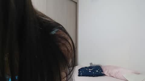 Snapshot of emily_mikelhot chatting on 01.17.26 emily_mikelhot online show from 01.17.26