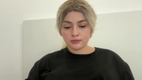 emily_morning_dew online show from 10.19.25
