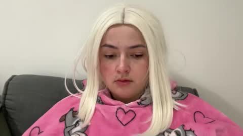 emily_morning_dew online show from 11.25.25