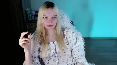 Lia online show from 02.07.25